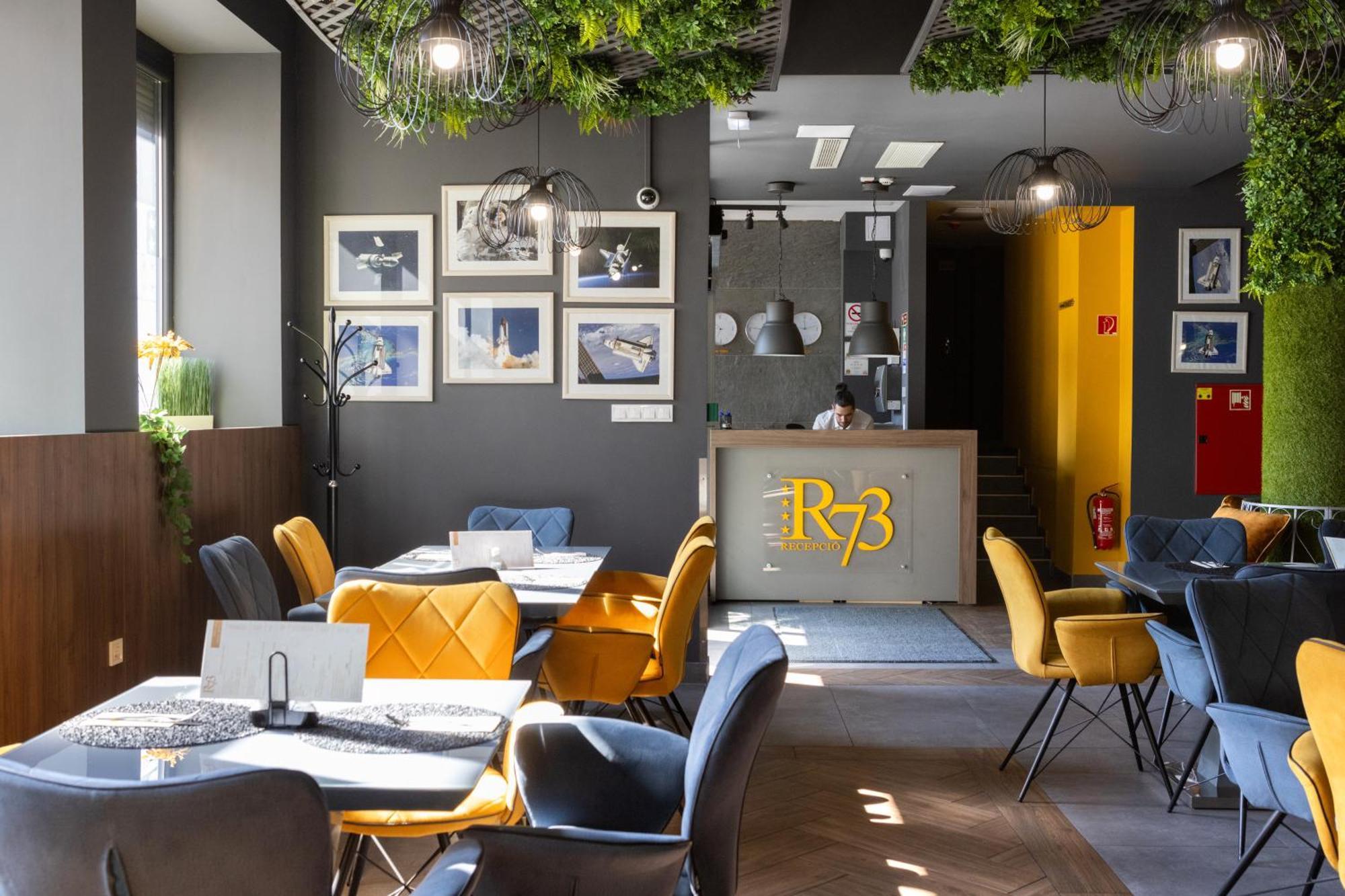 R73 Residences Πετς Εξωτερικό φωτογραφία